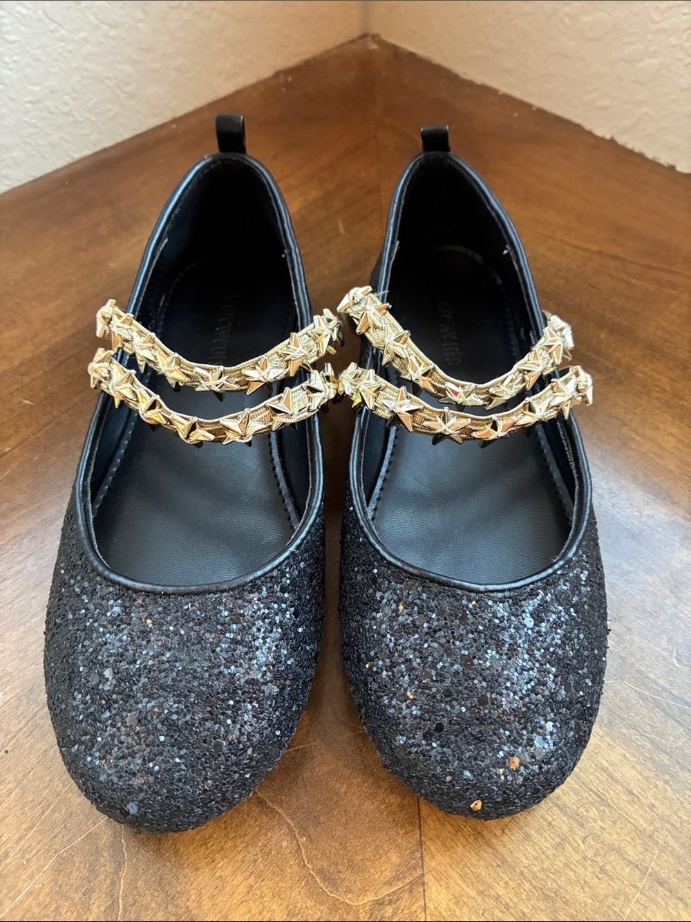 Crew cuts- Girls Black Glitter Mary Jane Flats with Gold Star-Strap